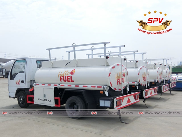 ISUZU Fuel Tanker Truck 3000 Liters-04